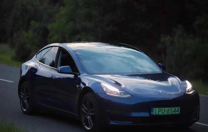 Tesla Model 3 cena 124900 przebieg: 139000, rok produkcji 2019 z Nowy Sącz małe 232